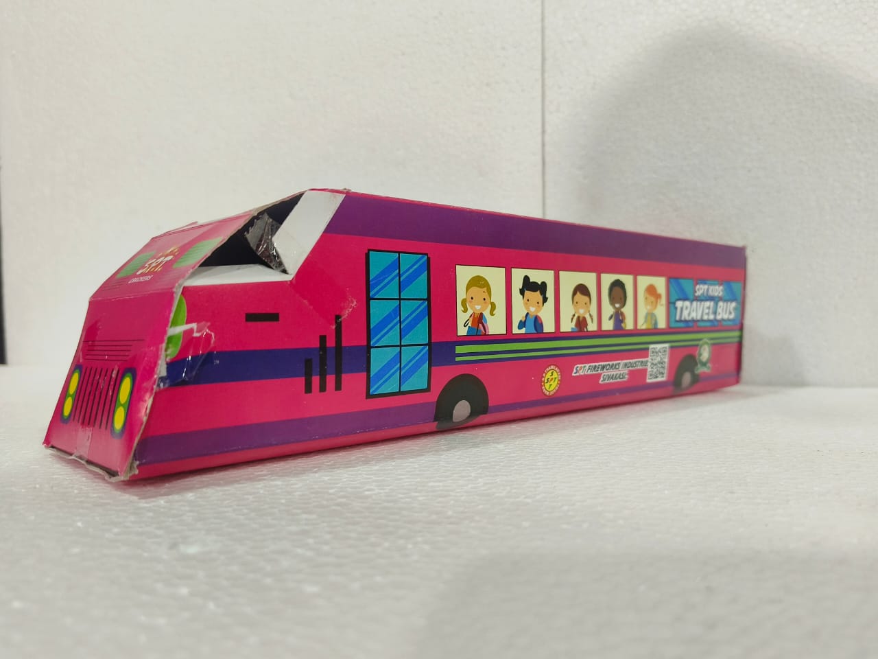 BUS - TRAVEL FOUNTAIN